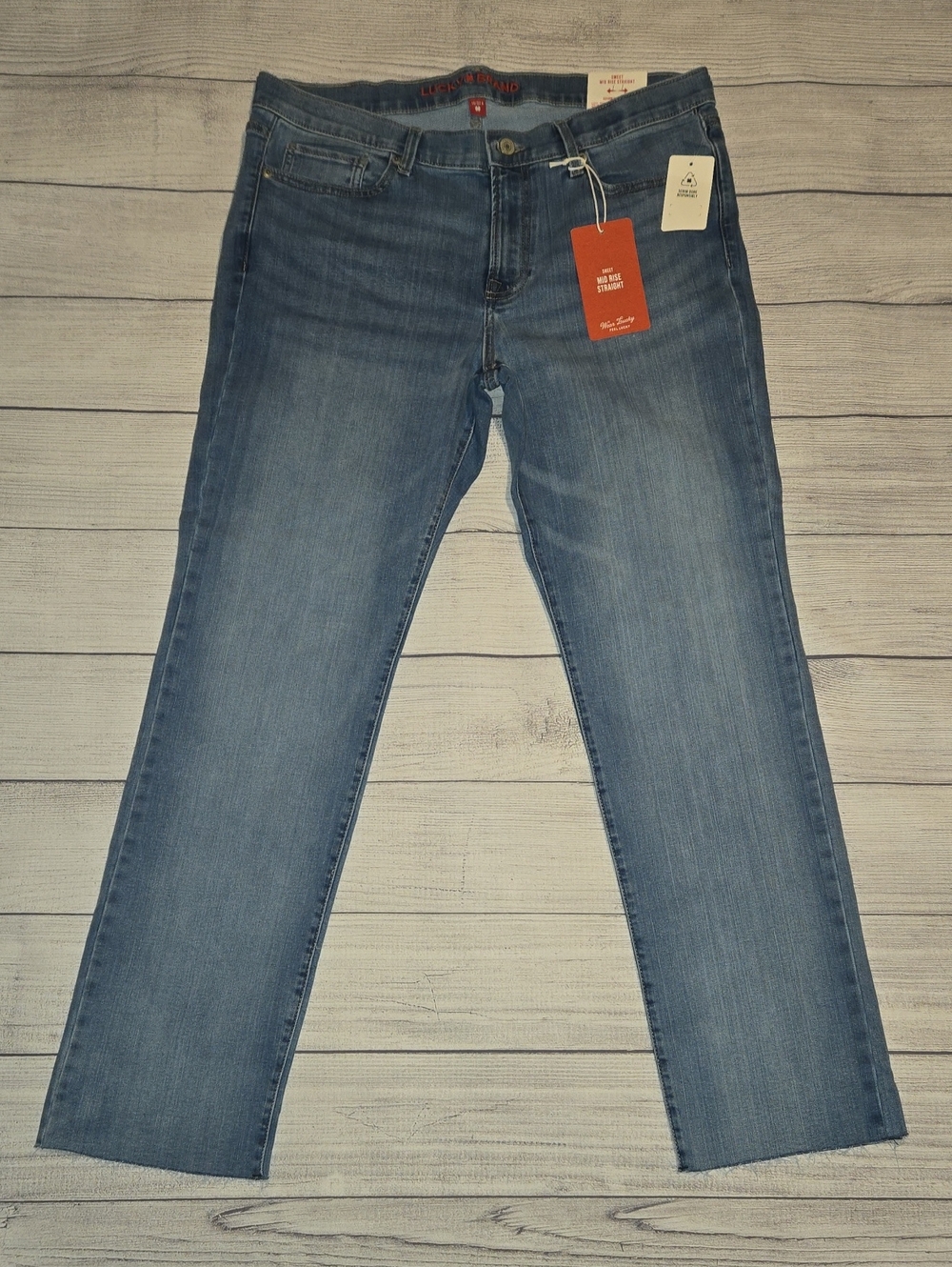 Lucky Brand Women's Sweet Mid Rise Straight Jeans Medium Wash Size 14/32 NWT